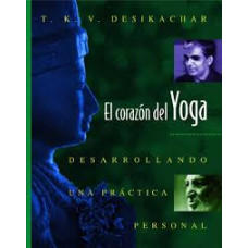 EL CORAZON DEL YOGA